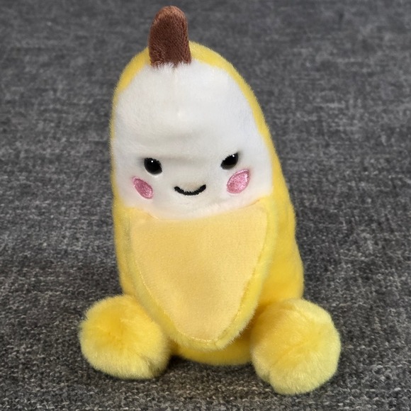 Aurora World Other - Aurora Palm Pals Banana Yellow Fruit Plush Stuffed Toy 6"